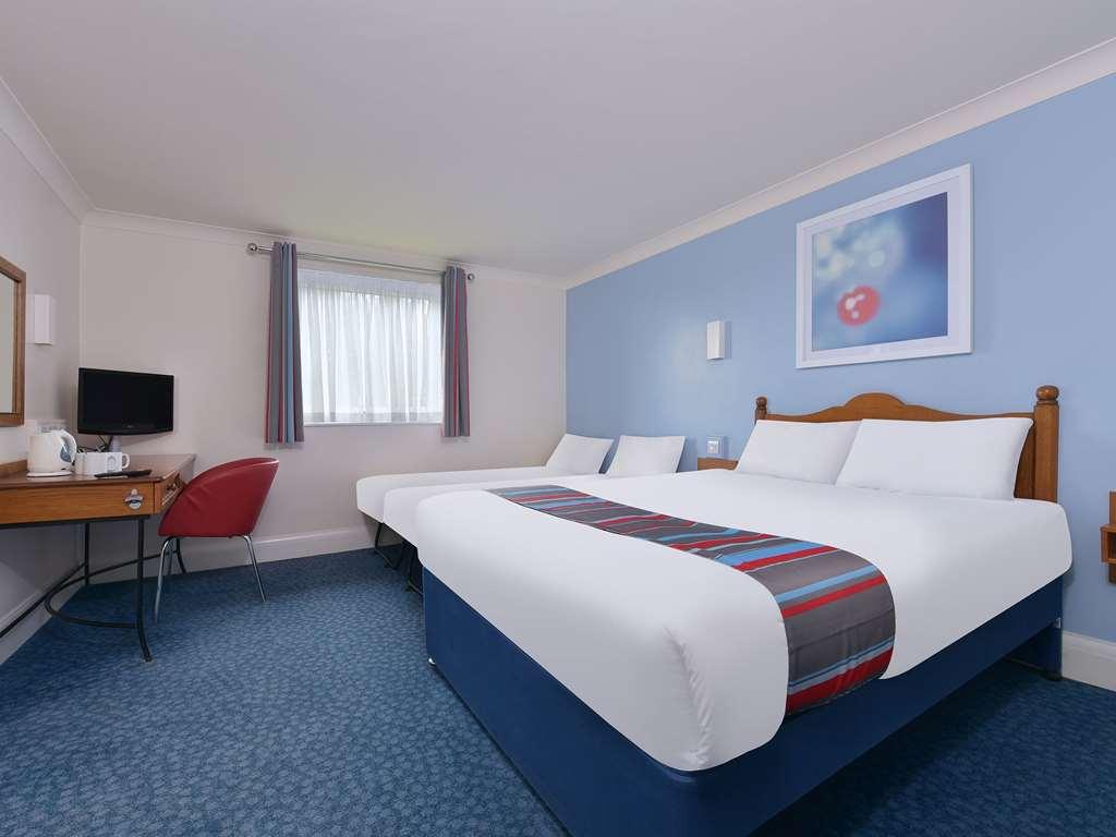 Travelodge Walton On Thames Ruang foto
