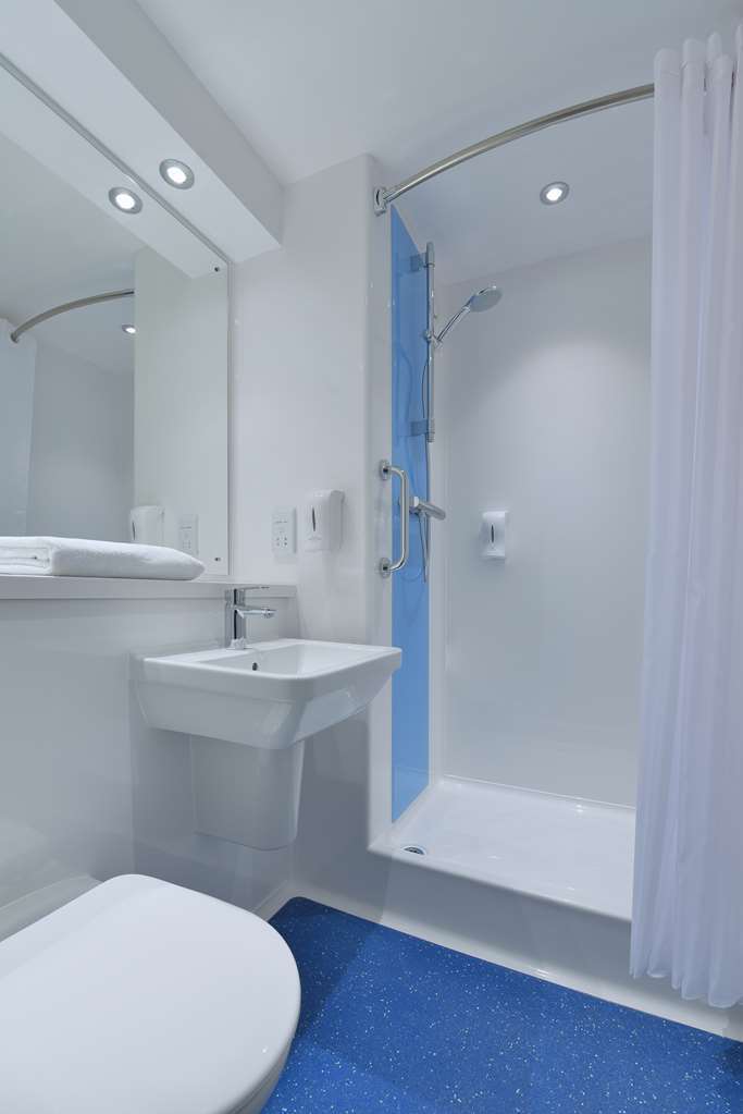 Travelodge Walton On Thames Ruang foto